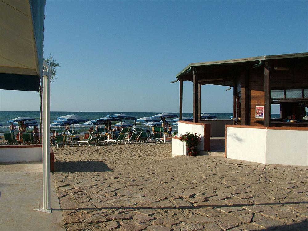 Royals Gate Hotel Rodi Garganico Exterior photo